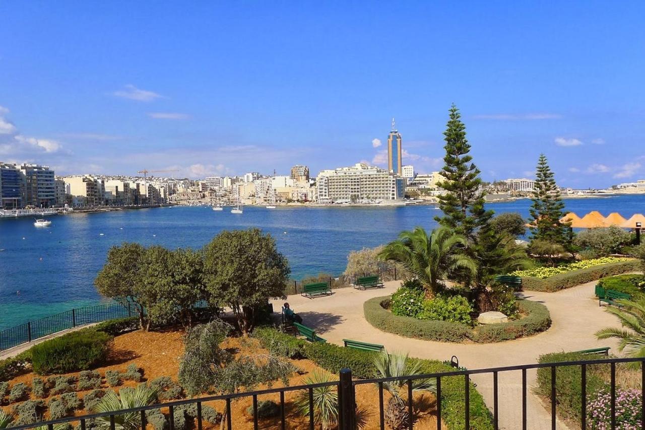 Luxury Apt W/ Side Seaviews And Pool, Top Location Sliema Exteriör bild