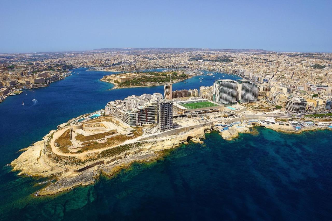 Luxury Apt W/ Side Seaviews And Pool, Top Location Sliema Exteriör bild